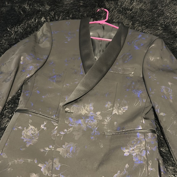 Egara Black Sportcoat with Bright Blue Floral Design 46R EyeCatching Elegance - Picture 4 of 4